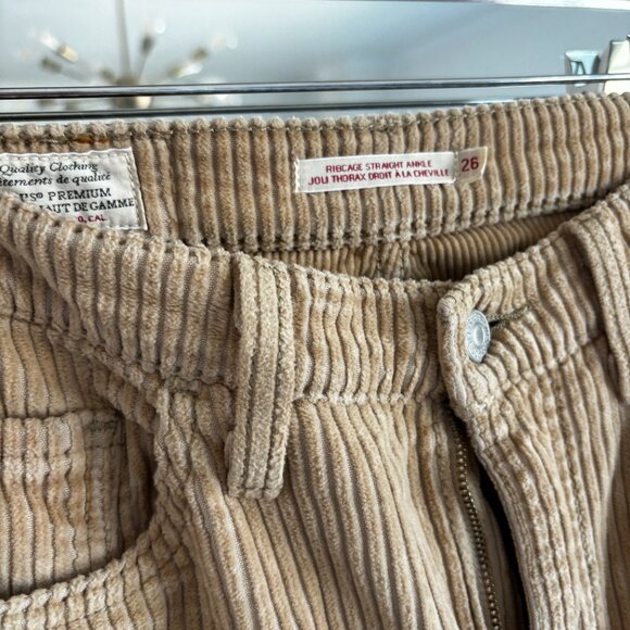 Levi's Ribcage Corduroy - Picture 2 of 3